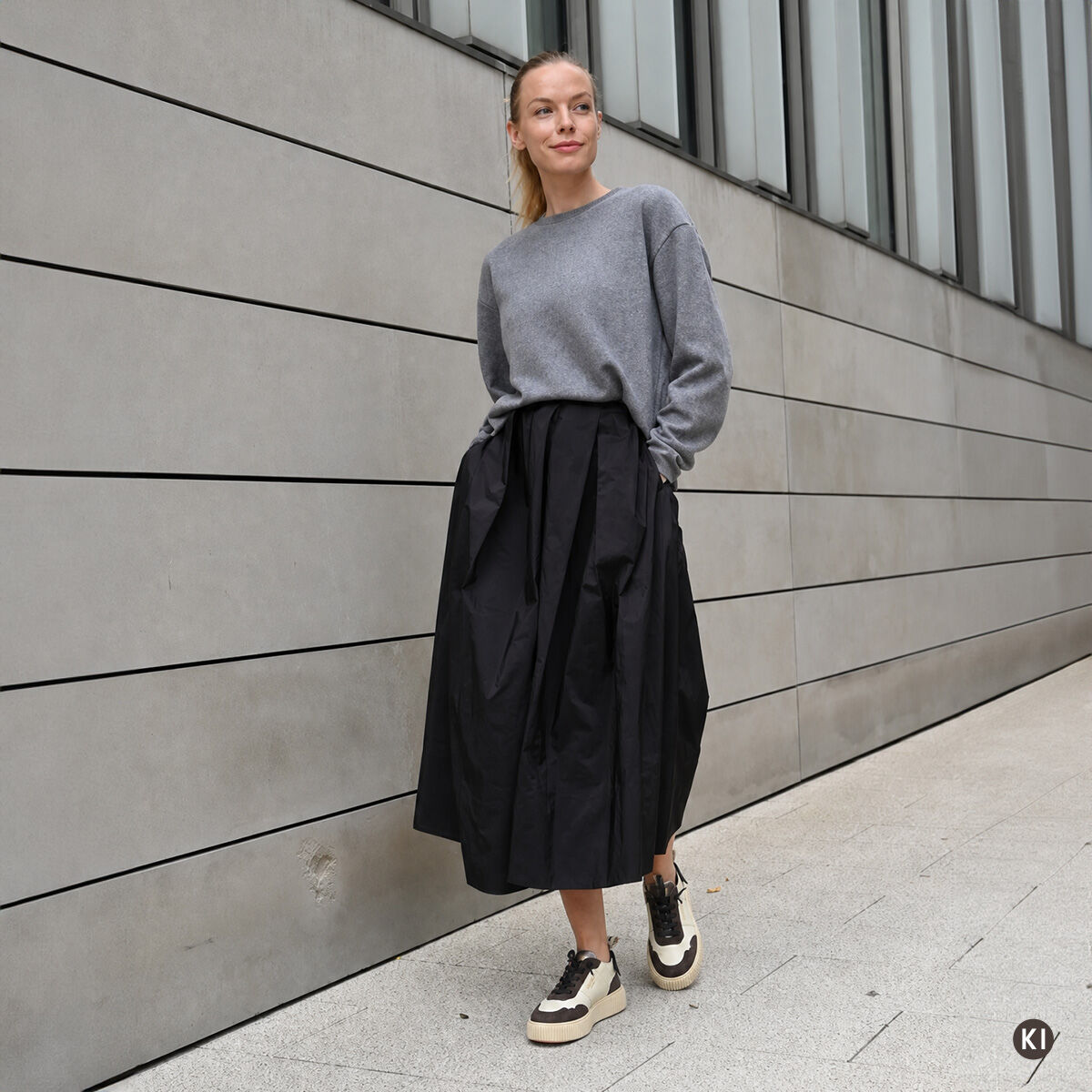 PARIA Off White Schoko