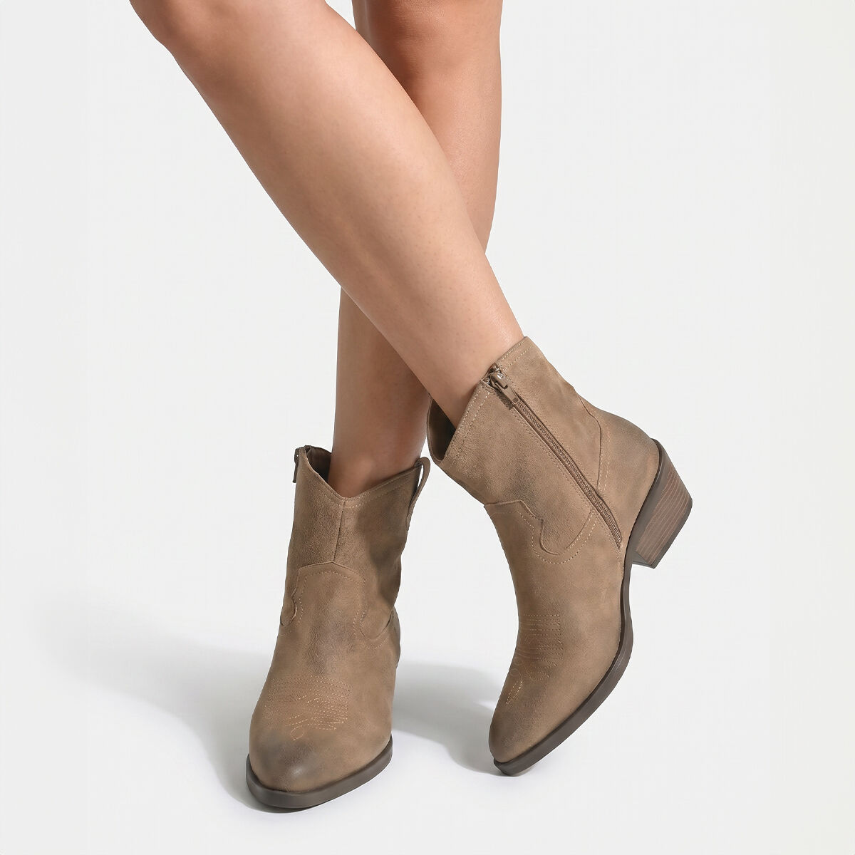 UBIS Beige