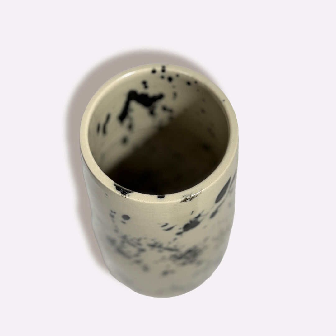 Soul Vase Creme Black Speckle