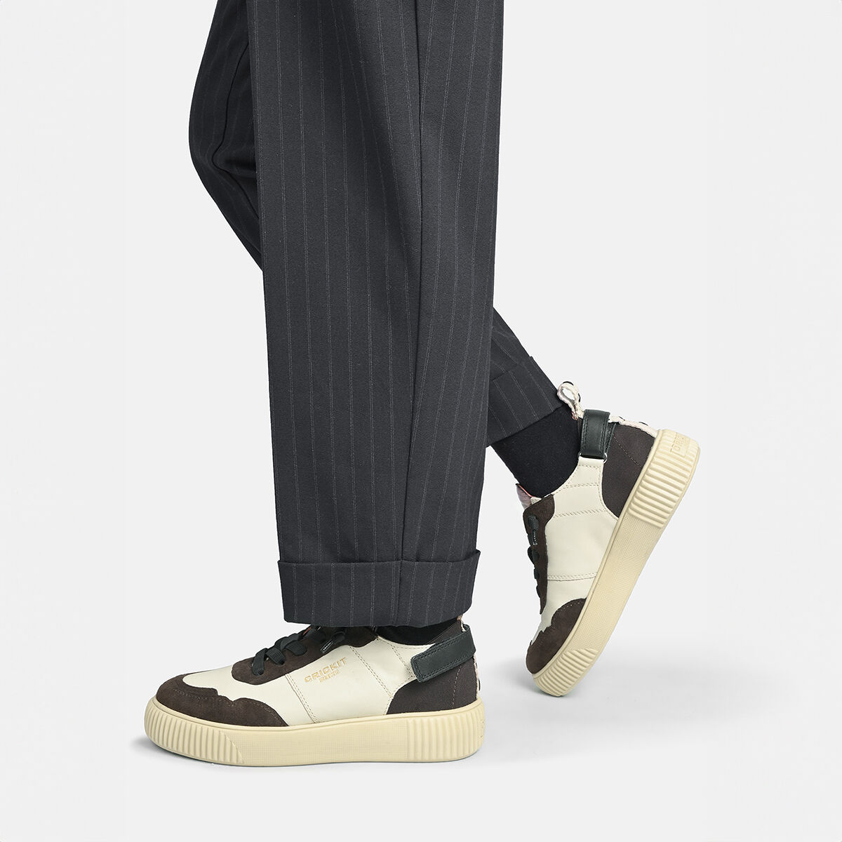 PARIA Off White Schoko
