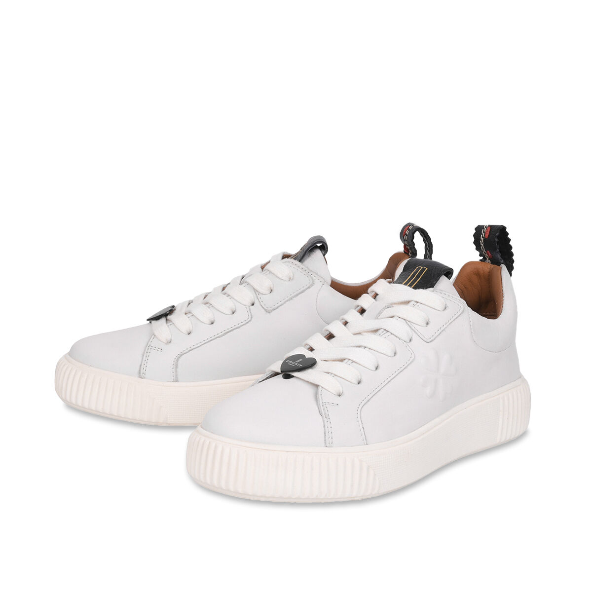 PEACHES Weiss mit Herzblatt und Schwarz