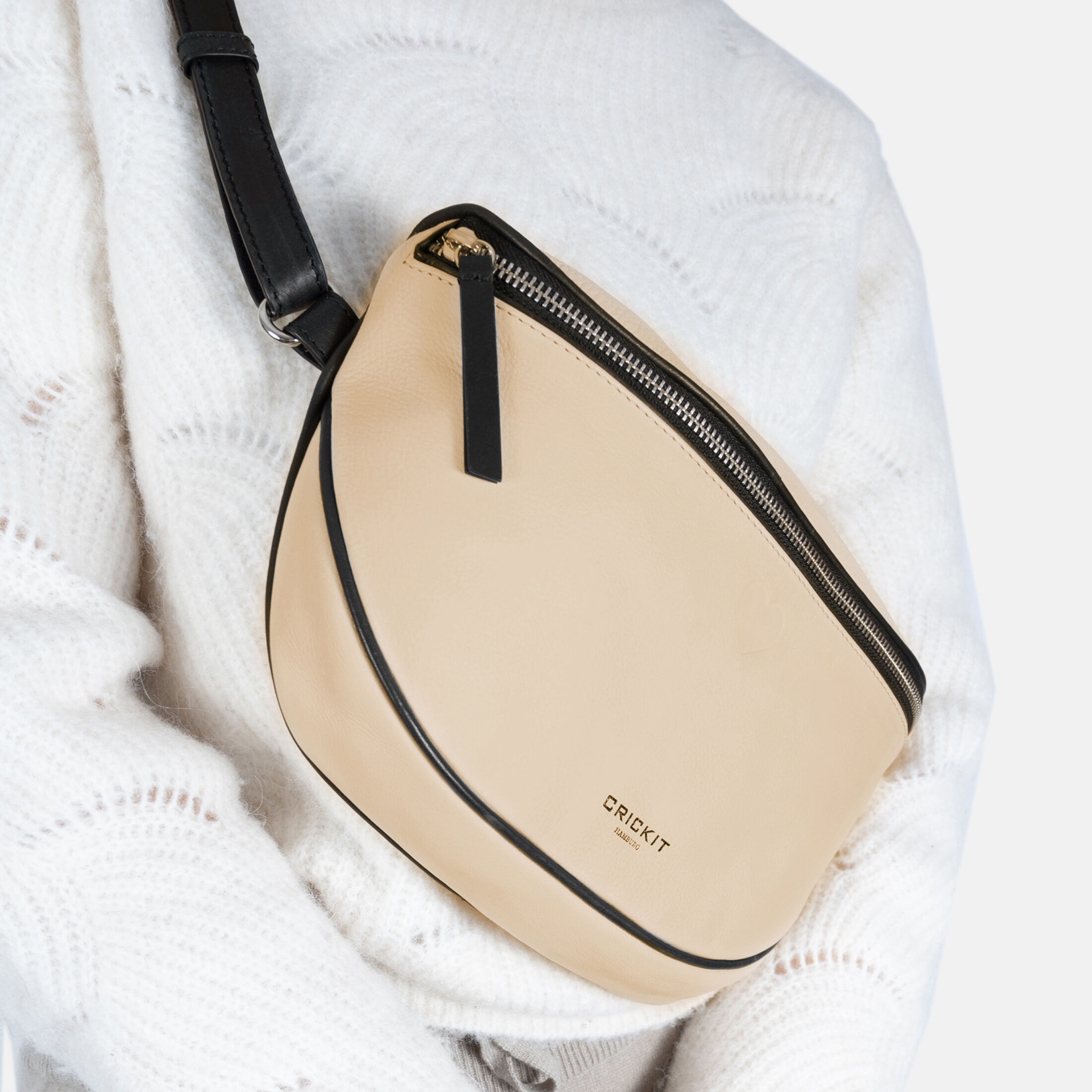FRIDAY Beige