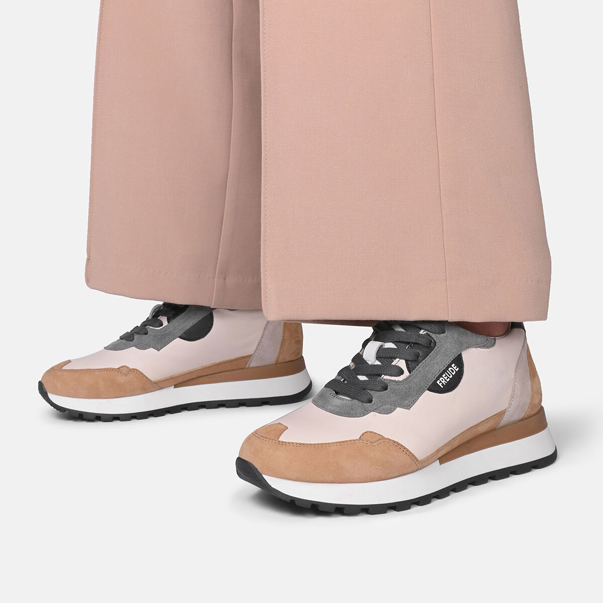 AGATA Suede Hanf mit Suede Grau und Offwhite